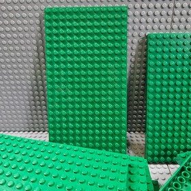 LEGO Green Baseplate Lot 17pc 30072 12x24 + 700e02 10x20 + 4204 8x16 Foundation