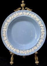 Wedgwood of Etruria & Barlaston Vintage Embossed Queens Wear 8” Rimmed Bowl