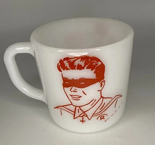 VINTAGE 1966 BATMAN & ROBIN 3+ Inch “Robin” Westfield Milk Glass Mug