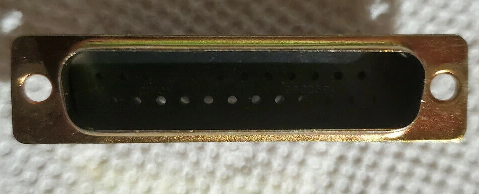 Conector estándar TRW Cinch DBC25P D-Sub Foto 2 de 3