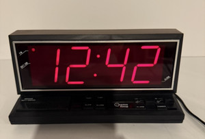 VTG Retro Cosmo Time Digital Alarm Clock Woodgrain Model E805 Nostalgia Tested