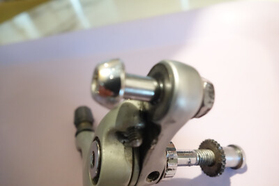 Achetez des Shimano 105 R7170 Étrier De Frein Avant FM - Noir chez HBS