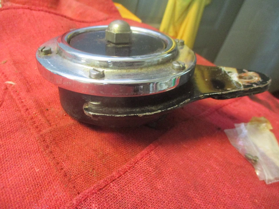 Vincent HRD Wipac 12V 喇叭和底座零件 Shadow Rapide 彗星 112325V — 第 3/4 张图片