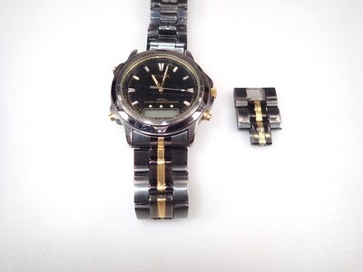 Vintage Pulsar V072-0050 Men s Watch Black/Gold Alarm Chronograph PARTS/REPAIR