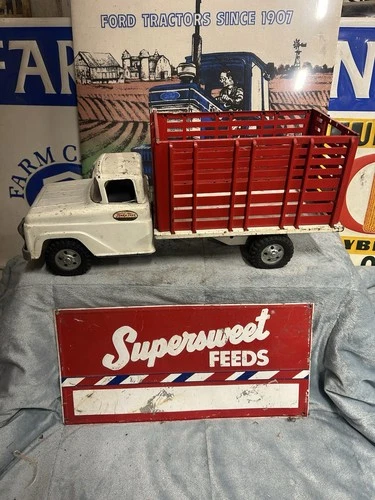 Vintage Tonka Farms Truck Original High Rack Decent