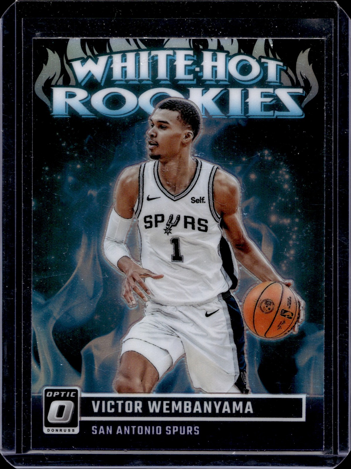 2023-24 Donruss Optic #2 Victor Wembanyama White Hot Rookies Holo Spurs J15