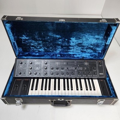 Yamaha CS10 vintage analog monophonic synthesizer for sale Yamaha CS10 vintage analog monophonic synthesizer for sale