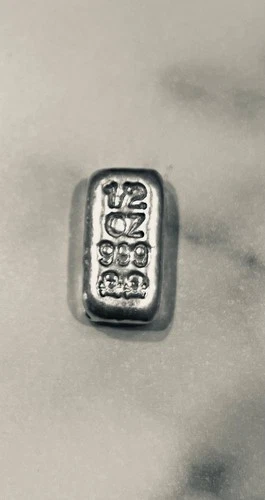 Atlantis Mint Skull and Bones 1/2 oz .999 Fine Hand Poured Bar-Nice !