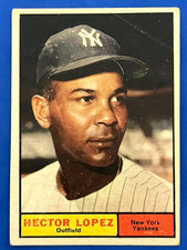 1961 Topps - Hector Lopez #28**Free Shipping***crease