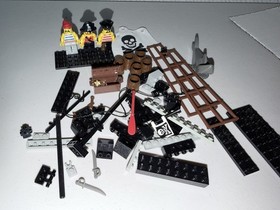 Lego Vintage Pirate Sets Forbidden Island 6270, 6261, & 6260 (Complete)