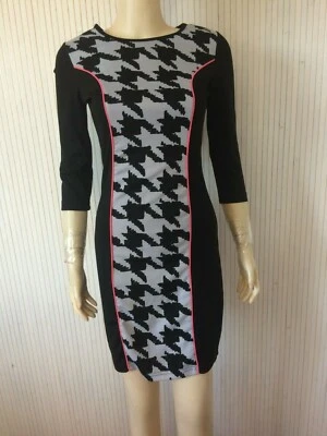 AMISU Robe moulante noire T34 VFR008 - Photo 1/4