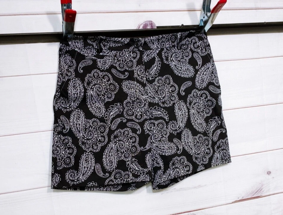 Pantalones cortos Jones New York para mujer talla 10 elásticos negros cachemira bolsillos florales Foto 2 de 4