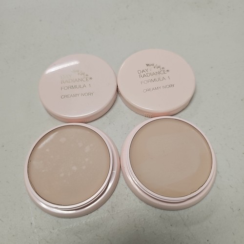 Set 2 vintage Mary Kay Day Radiance Formula 1 cremoso avorio 1/2 oz. Nuovo vecchio stock 107