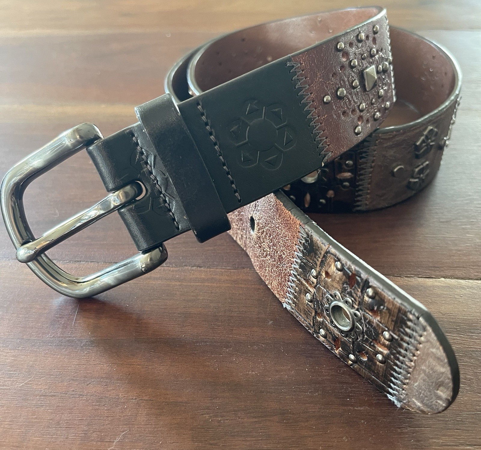 Fossil Studded Multicolor Patchwork Belt Small 33… - image 1