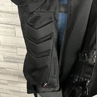 Foto 16 di 18