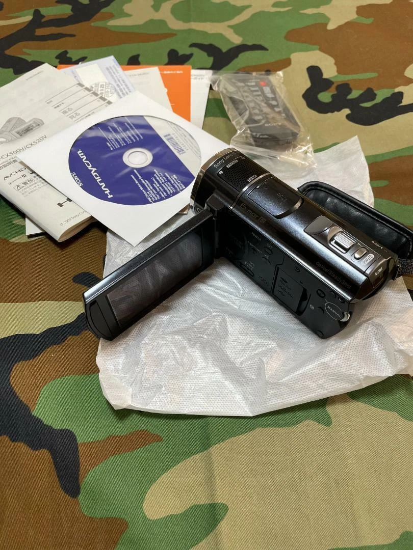 SONY HDR-CX520v, 1080p FHD, 64gb Used with BoxFrom Japan F/S