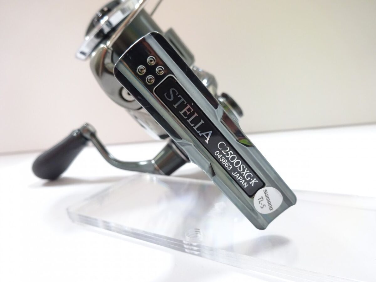 Shimano 22 STELLA C2500SXG Spinning Reel Excellent From Shimano 22 STELLA C2500SXG Spinning Reel Excellent From