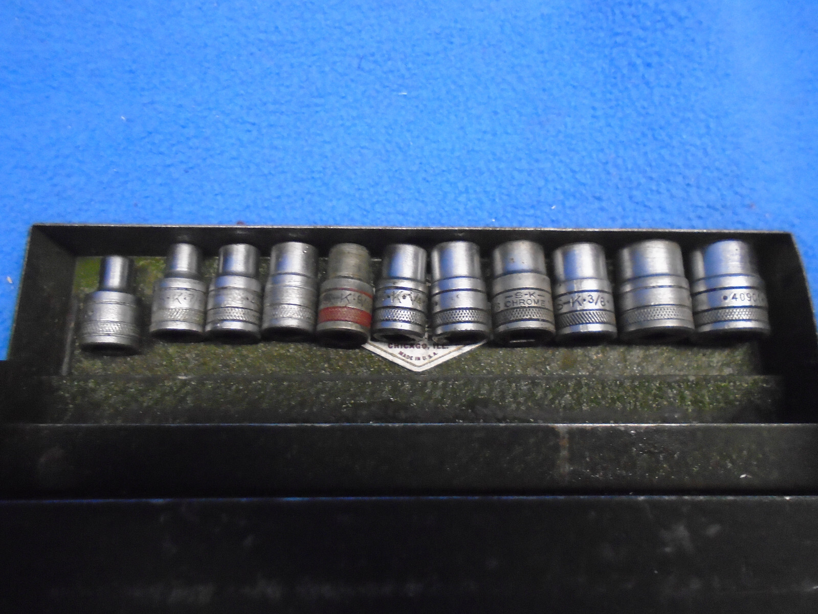 Vintage SK Tools 1/4" Drive Socket Set Metal Box 40970 SnapOn