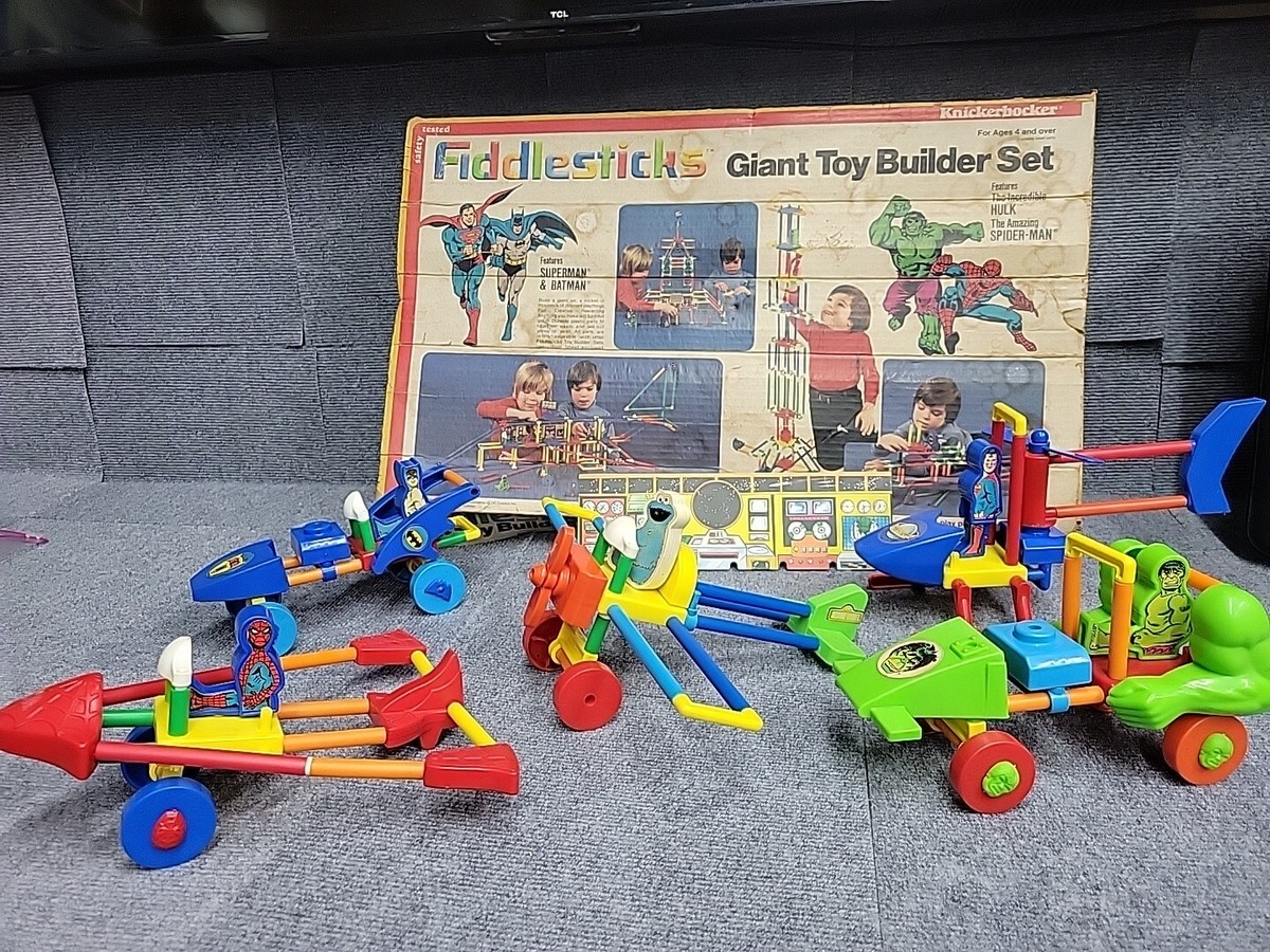 KNICKERBOCKER 1979 DC Marvel Fiddlesticks giant toy builder Set