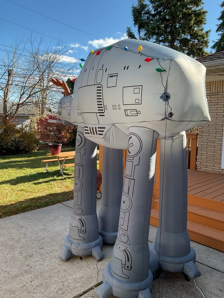 Gemmy Airblown Star Wars AT-AT Walker Christmas Inflatable (37523) - Image 2 of 4