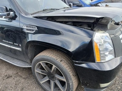 Used Front Right Fender fits: 2008 Cadillac Escalade esv Front Right Grade C