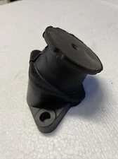 Yamaha Engine Motor Mount Wave Raider Vxr Pro Wave Venture XL 700 701 1100