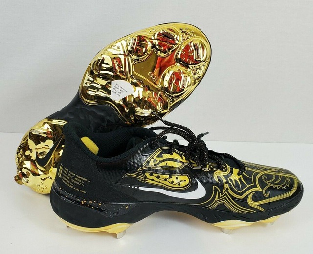 Size 13 - Nike Alpha Huarache Elite 3 