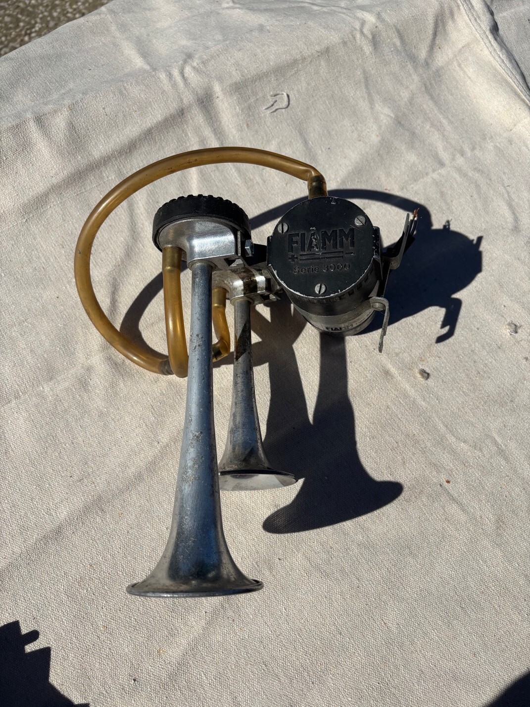 Ferrari Testarossa FIAMM Trumpet Horn
