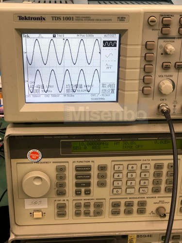 Tektronix TDS1001 Oscilloscope 40 MHz 2-CH Digital Storage Oscilloscope - Picture 2 of 3