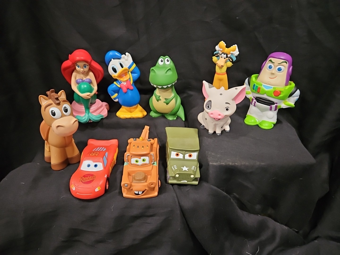 Disney Bath Toy Lot Of 11. Different Characters.  See Pics F