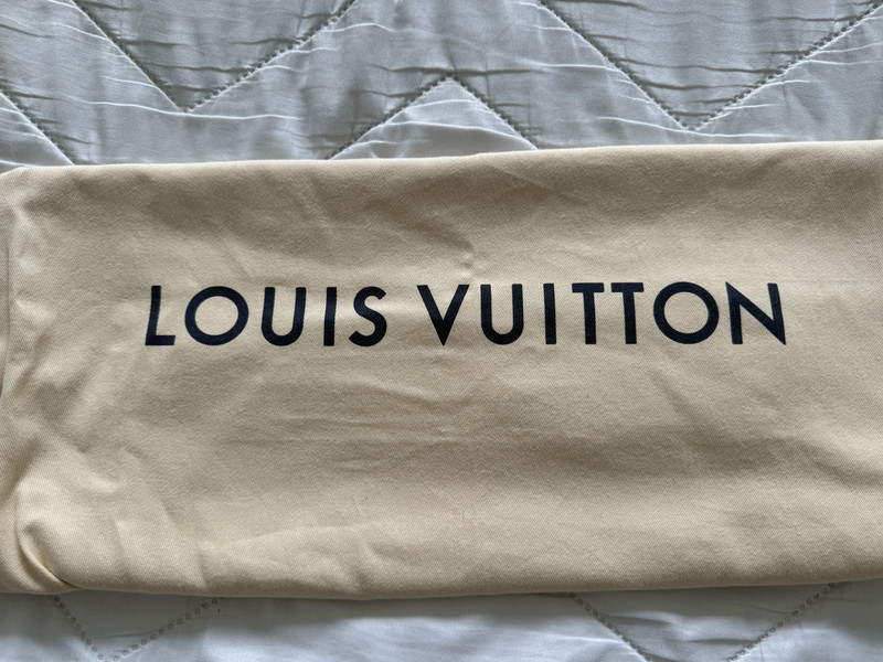 Louis Vuitton Beige Drawstring Dustbag with Logo, Women’s Designer
