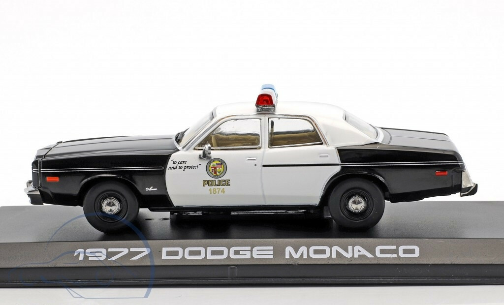 レア！ターミネーター2！1977 Dodge Monaco 1/24パトカー美品 レア！ターミネーター2！1977 Dodge Monaco 1/24パトカー美品