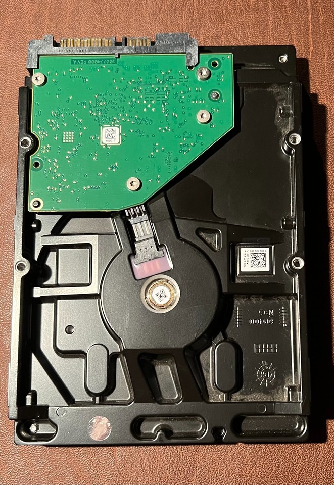 Seagate Barracuda 1TB 7200RPM SATA 3.5 Hard Drive ST1000DM003