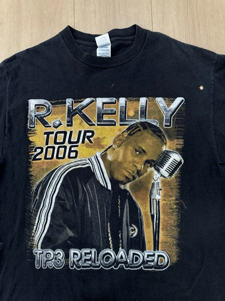Vintage R. Kelly TP.3 Reloaded 2006 Tour Mens Size Large Rap Tee RARE Y2K Faded - Image 3 of 4