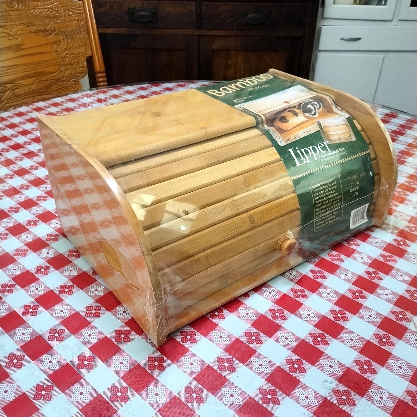 Lipper environmentally friendly bamboo roll top bread box new in package
Opens in a new window or ta