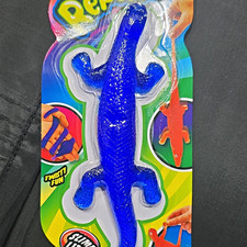 Stretchy Washable Lizard Reptiles Party Favor Toy, Blue Plastic