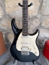 Peaevey Raptor Plus Stratocaster
