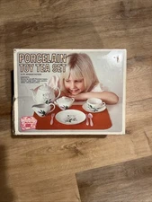 VINTAGE SEARS 41 pc PORCELAIN CHILD'S TOY TEA SET ROSEBUD PATTERN JAPAN IN BOX
