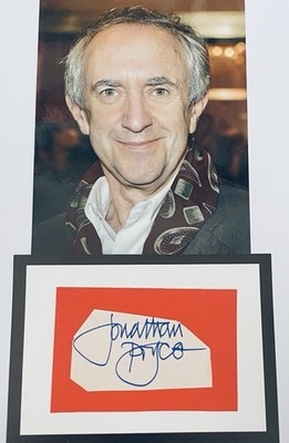 Jonathan Pryce walisischer Schauspieler, Die zwei Päpste, Original 10 x 8 Signaturstück