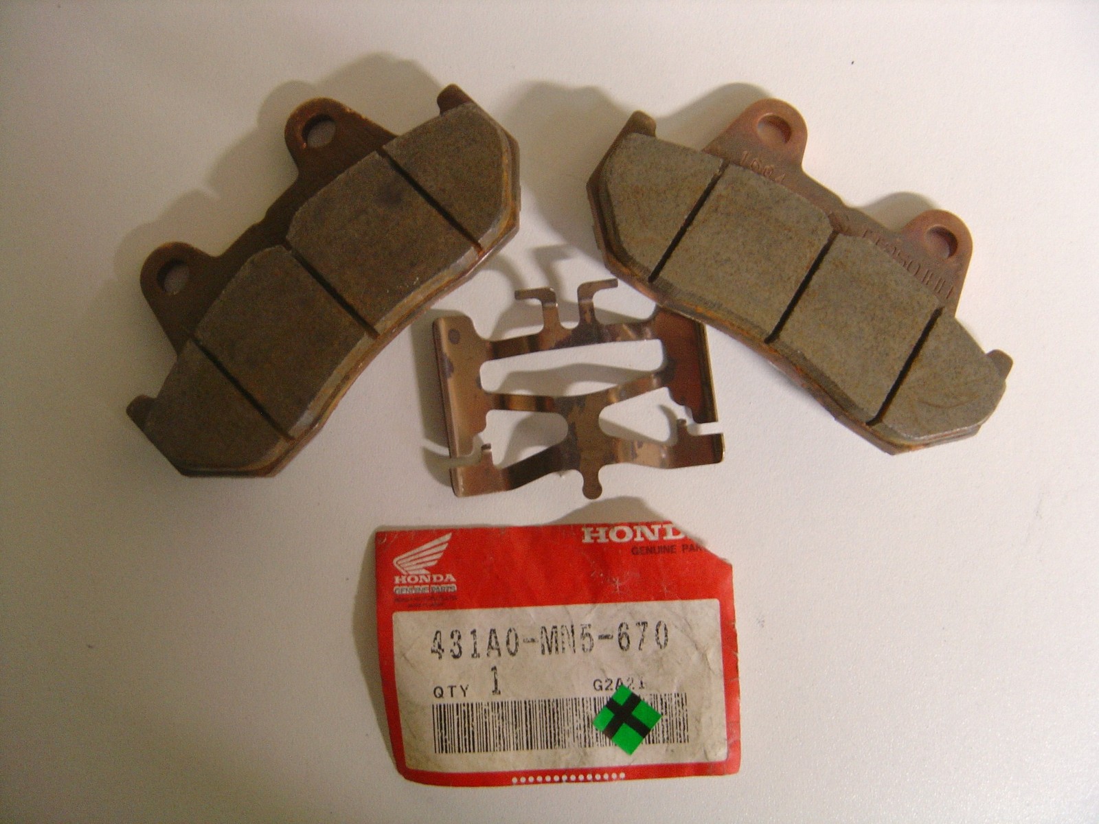 Plaquettes de frein avant pour GL1500 88-90 finition premium identique 06435MT8405