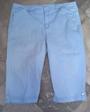 Gloria Vanderbilt Light Blue All Around Slimming Effect Capri Jeans Womens SZ 16