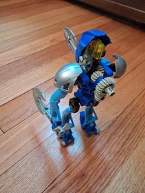 LEGO BIONICLE: Gali Nuva (8570)  100% Complete With Manual & Canister
