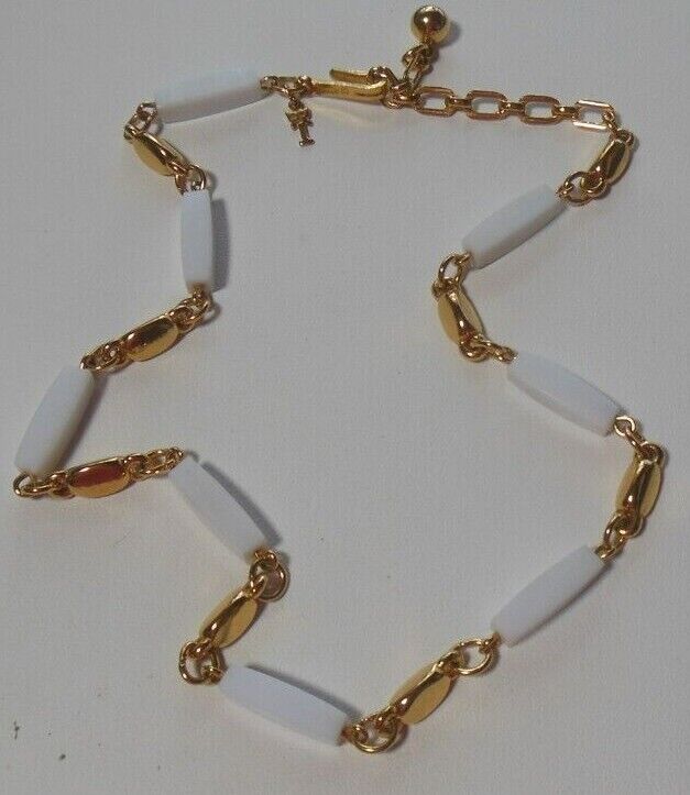 Crown Trifari Gold-tone White Bead Necklace 16" L… - image 1