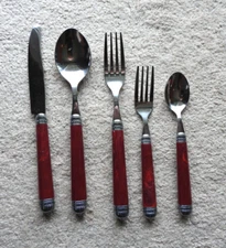 Cambridge Cabaret Burgundy MARBLED 5 piece place Knife Forks Spoon Stainless