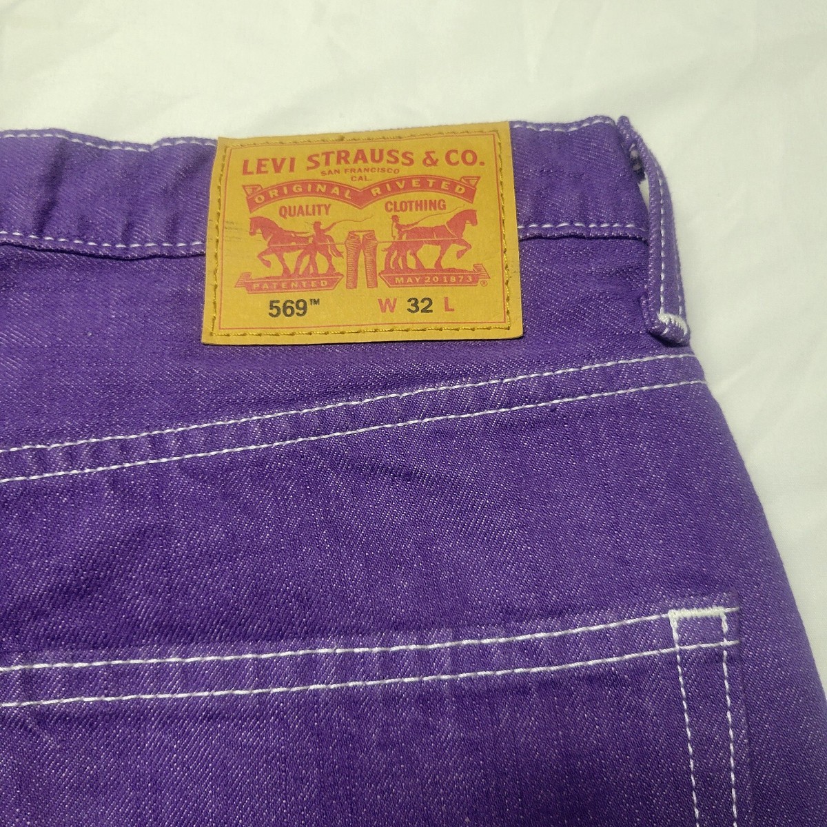 LEVIS 569 BAGGY Jean Size 32 Vtg SHORTS Denim PURPLE Bermuda LEVIS 569 BAGGY Jean Size 32 Vtg SHORTS Denim PURPLE Bermuda