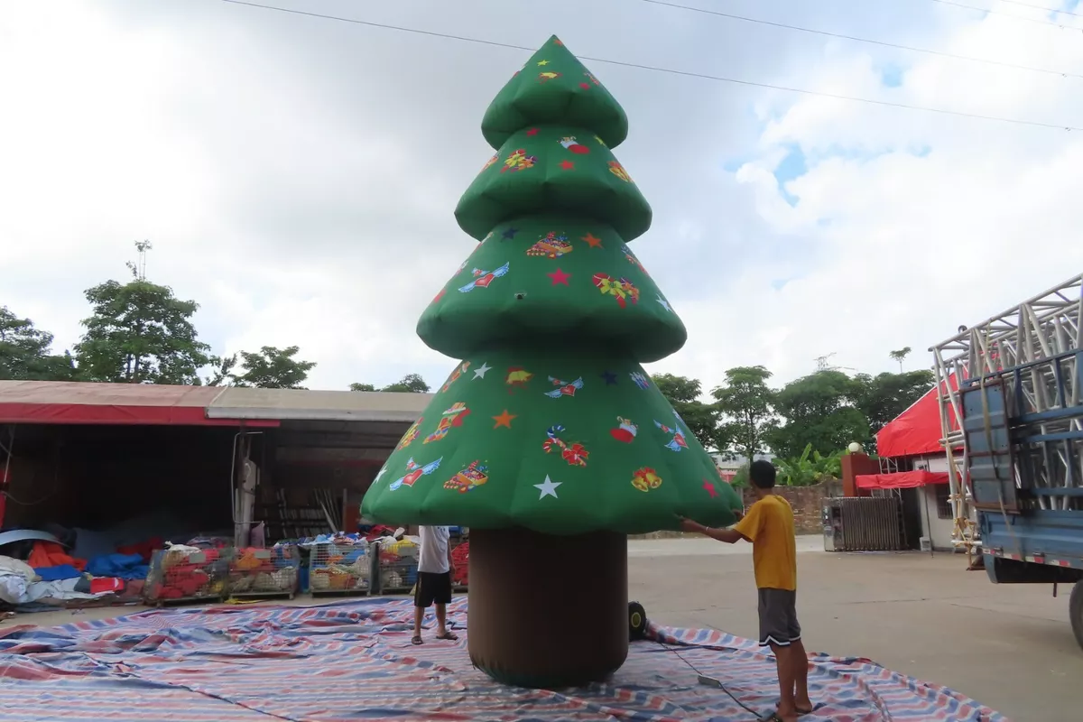 20 ft inflatable christmas tree deals