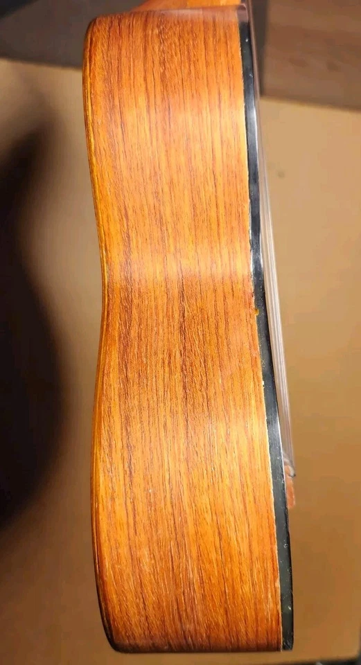 Luna Soprano Ukulele Model 380 Made In Japan No Reserve - Image 3 of 4