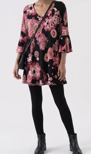 Jenny Boston Boutique Dress Size M Bell sleeve