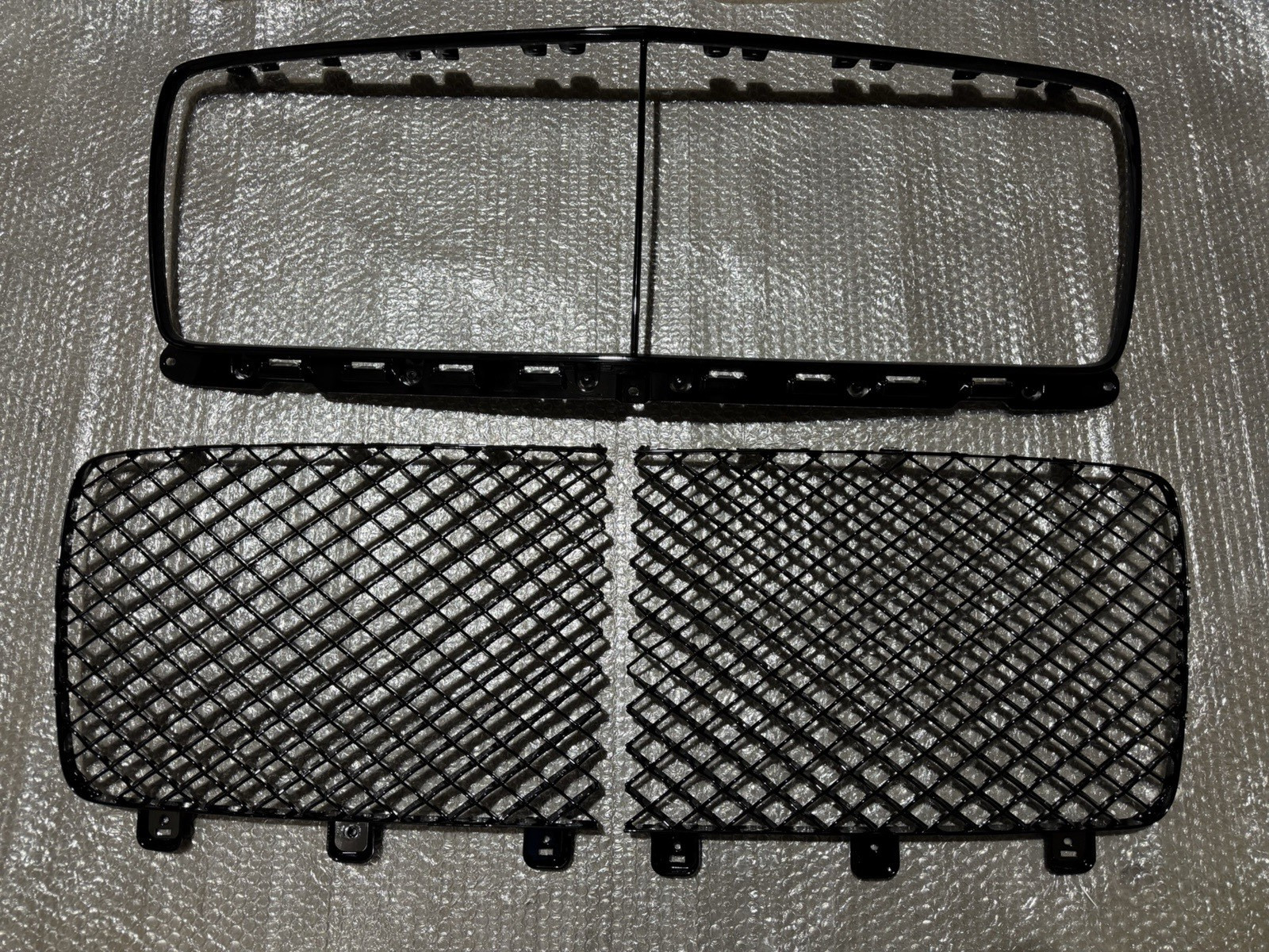 2021-2024 Bentley Bentayga Radiator Grille Mesh Set And Surround Trim Black New