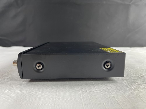 Debra Audio AU400 Black Professional 4 Channel UHF Wireless Microphone System - Picture 4 of 12